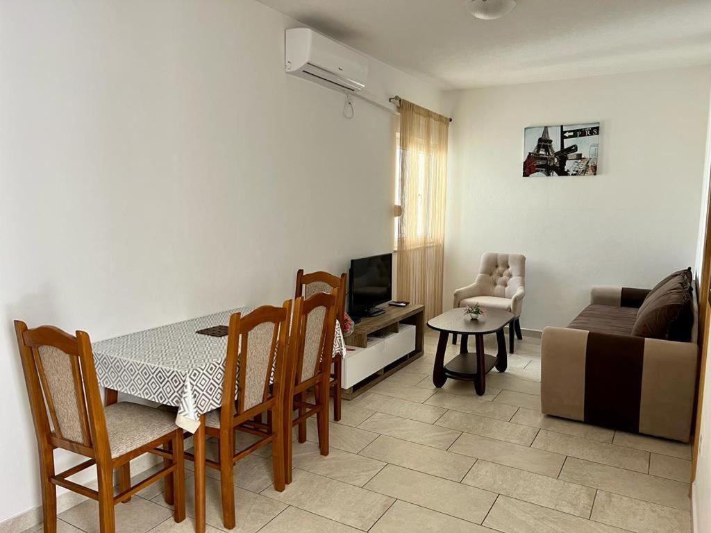 Apartments Obad ネウム エクステリア 写真