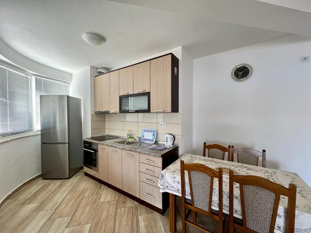 Apartments Obad ネウム エクステリア 写真